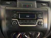 Nissan NP300 Pick Up 2021 2p L4/2.5 Man DH A/A 2021 Nissan NP300 Pick Up Venta Interiores 8