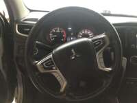 Mitsubishi L200 2022 4p GLS Doble L4/2.5/T Diesel Aut 4x4 2022 Mitsubishi L200 Venta Interiores 1