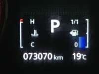 Mitsubishi L200 2022 4p GLS Doble L4/2.5/T Diesel Aut 4x4 2022 Mitsubishi L200 Venta Interiores 3