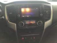 Mitsubishi L200 2022 4p GLS Doble L4/2.5/T Diesel Aut 4x4 2022 Mitsubishi L200 Venta Interiores 7