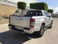 Mitsubishi L200 2022 4p GLS Doble L4/2.5/T Diesel Aut 4x4 2022 Mitsubishi L200 Venta Exteriores 5