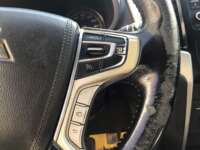 Mitsubishi L200 2022 4p GLS Doble L4/2.5/T Diesel Aut 4x4 2022 Mitsubishi L200 Venta Interiores 6