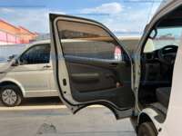 Nissan Urvan 2020 4p L4/2.5 Man 12/Pas Paq. Seg.  2020 Nissan Urvan Ingreso Interiores 0