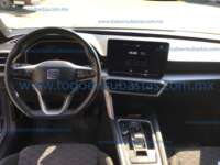 Seat León 2024 5p FR L4/1.4/T DSG 2024 Seat León Ingreso Interiores 2