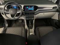 Volkswagen Taigun 2025 5p Trendline L3/1.0/T Tiptronic 2025 Volkswagen Taigun Venta Interiores 4