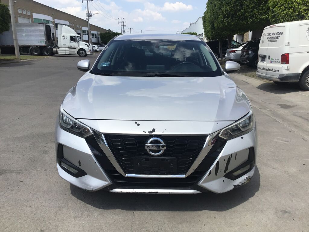 Nissan Sentra 2020 4p Advance L4/2.0 CVT Línea Nueva 2020 Nissan Sentra Venta Exteriores 2