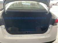 Nissan Versa 2022 4p Sense L4/1.6 CVT IMG_9781