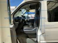 Volkswagen Crafter 2024 5p L4/2.0/TDI Man LWB Ext 21/ Pas 4.9T 2024 Volkswagen Crafter Ingreso Interiores 1