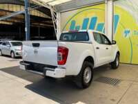 Nissan NP300 Frontier 2022 4p SE L4/2.5 Man 2022 Nissan NP300 Frontier Venta Exteriores 5