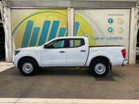 Nissan NP300 Frontier 2022 4p SE L4/2.5 Man 2022 Nissan NP300 Frontier Venta Exteriores 8
