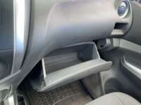 Nissan NP300 Frontier 2022 4p SE L4/2.5 Man 2022 Nissan NP300 Frontier Venta Interiores 17