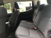 Nissan NP300 Frontier 2023 4p SE L4/2.5 Man 2023 Nissan NP300 Frontier Venta Interiores 14