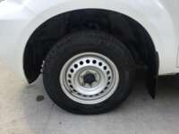 Nissan NP300 Frontier 2023 4p SE L4/2.5 Man 2023 Nissan NP300 Frontier Venta Llantas 10