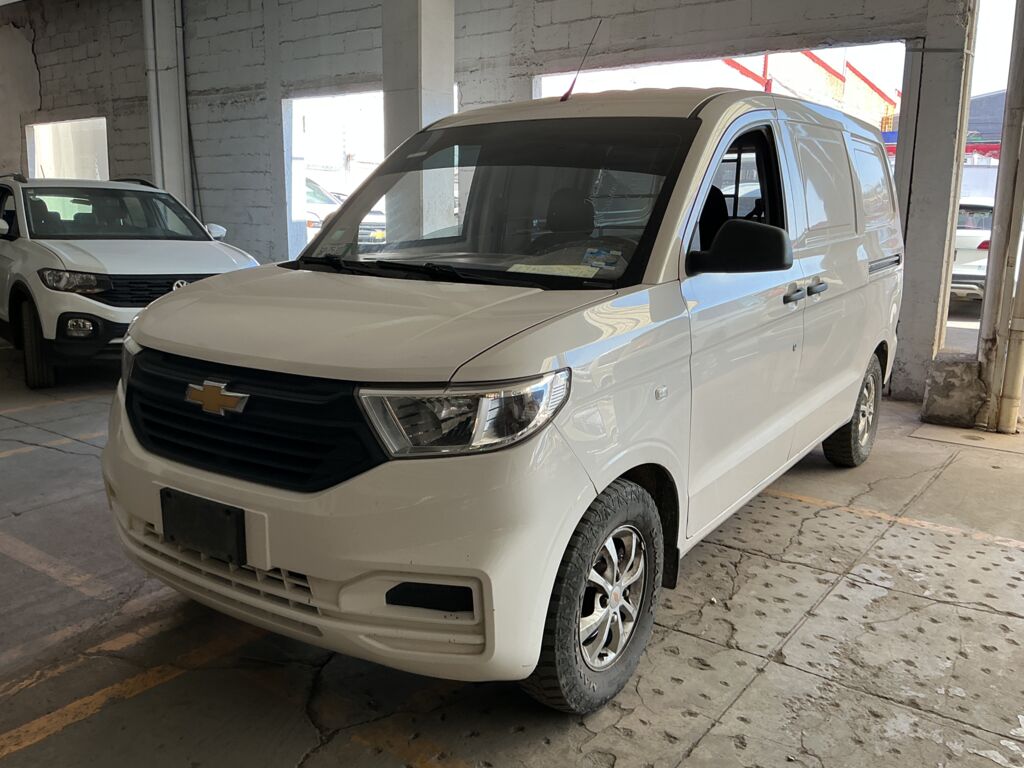 Chevrolet Tornado 2023 5p Van LS L4/1.5 Man IMG_0221