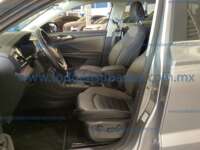 Volkswagen Taos 2023 5p Highline L4/1.4/T Aut IMG_4484