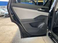 Volkswagen Taos 2022 5p Comfortline L4/1.4/T Aut 2022 Volkswagen Taos Venta Interiores 23