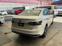 Volkswagen Virtus 2023 4p Highline L3/1.0/T Tiptronic IMG_0580