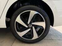 Volkswagen Virtus 2023 4p Highline L3/1.0/T Tiptronic 2023 Volkswagen Virtus Venta Llantas 4