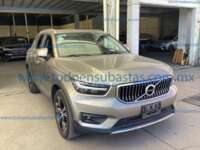 Volvo XC40 2022 5p Momentum T4 L4/2.0/T Aut 2022 Volvo XC40 Ingreso Exteriores 2