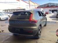Volvo XC40 2022 5p Momentum T4 L4/2.0/T Aut 2022 Volvo XC40 Ingreso Exteriores 4