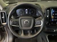 Volvo XC40 2022 5p Momentum T4 L4/2.0/T Aut 2022 Volvo XC40 Venta Interiores 1