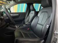 Volvo XC40 2022 5p Momentum T4 L4/2.0/T Aut 2022 Volvo XC40 Venta Interiores 20