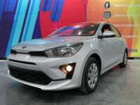 Kia Rio 2021 4p Sedán L L4/1.6 Aut  2021 Kia Rio Venta Exteriores 1