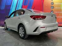 Kia Rio 2021 4p Sedán L L4/1.6 Aut  2021 Kia Rio Venta Exteriores 5