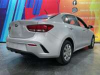 Kia Rio 2021 4p Sedán L L4/1.6 Aut  2021 Kia Rio Venta Exteriores 7