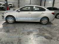 Kia Rio 2021 4p Sedán L L4/1.6 Aut  2021 Kia Rio Ingreso Exteriores 2