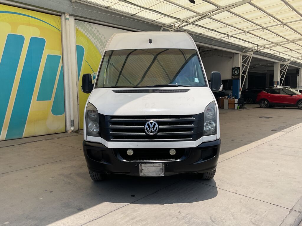 Volkswagen Crafter 2016 5p L4/2.0/TDI Man LWB 19/Pas 3.88T   2016 Volkswagen Crafter Pasajeros Venta Exteriores 2