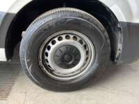 Volkswagen Crafter Pasajeros 2022 5p l4/2.0/TDI Man LWB EXT 21/Pas 4.9/Ton 2022 Volkswagen Crafter Pasajeros Venta Llantas 10