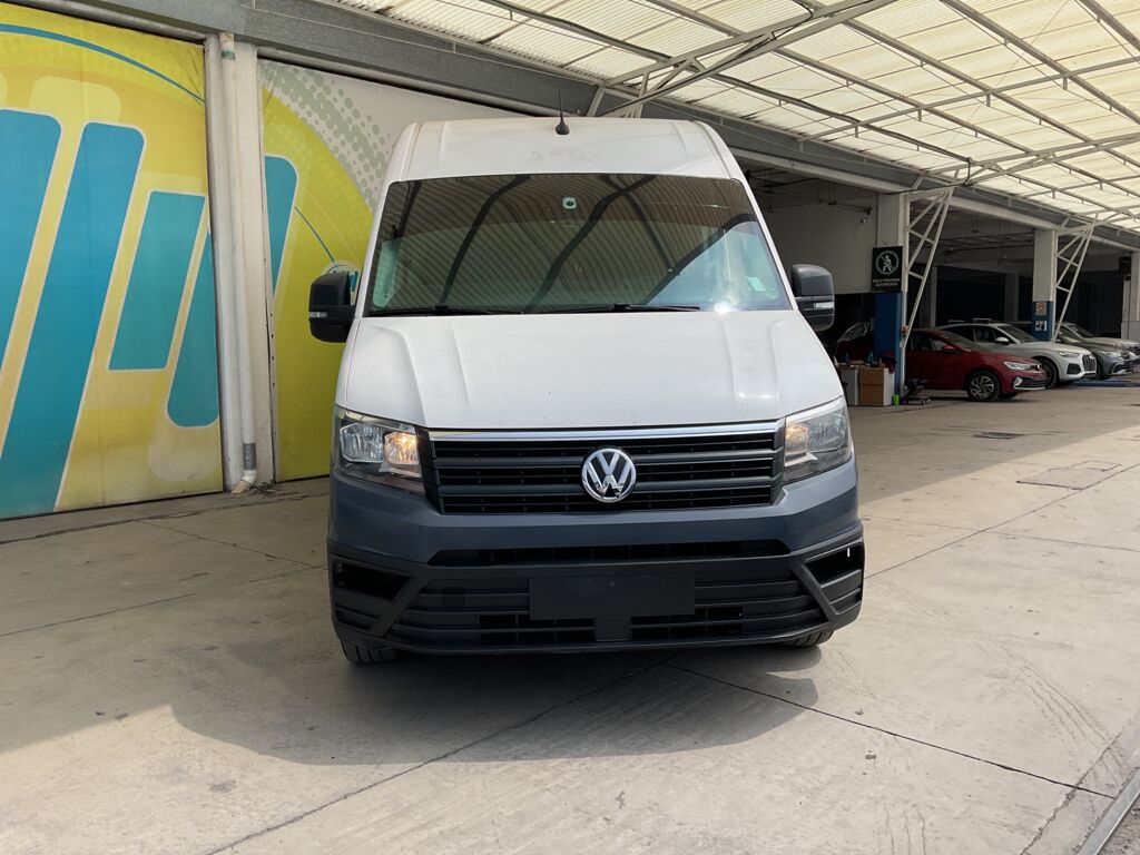 Volkswagen Crafter 2023 5p Van L4/2.0/TDI Man A/A 4.9/Ton LWB 2023 Volkswagen Crafter Venta Exteriores 2