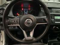 Nissan NP300 Frontier 2021 4p SE L4/2.5 Man 2021 Nissan NP300 Frontier Venta Interiores 1