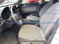 Seat León 2024 5p Style L4/1.4/T Aut 2024 Seat León Ingreso Interiores 1