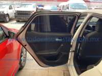 Seat León 2024 5p Style L4/1.4/T Aut 2024 Seat León Ingreso Interiores 17