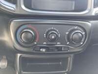 Dodge Ram 700 2022 2p SLT Cabina Sencilla L4/1.3 Man 2022 Dodge Ram 700 Venta Interiores 8