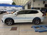 Volkswagen Tiguan 2024 5p R-Line L4/1.4/T DSG IMG_0244