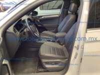 Volkswagen Tiguan 2024 5p R-Line L4/1.4/T DSG IMG_0282