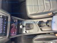 Volkswagen Tiguan 2024 5p R-Line L4/1.4/T DSG IMG_0287