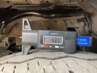 Nissan Urvan Pasajeros 2023 4p L4/2.5 Man 12/Pas Paq. Seg. 2023 Nissan Urvan Pasajeros Venta Llantas 12