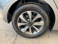 Kia Rio 2023 5p LX L4/1.6 Aut 2023 Kia Rio Venta Llantas 7