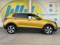 Volkswagen Taigun 2024 5p Comfortline L3/1.0/T Tiptronic 2024 Volkswagen Taigun Venta Exteriores 4