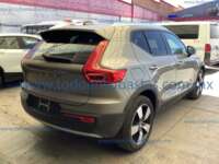 Volvo XC40 2022 5p Momentum T4 L4/2.0/T Aut 2022 Volvo XC40 Ingreso Exteriores 4