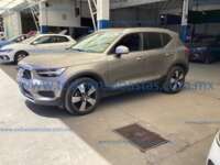Volvo XC40 2022 5p Momentum T4 L4/2.0/T Aut 2022 Volvo XC40 Ingreso Exteriores 7