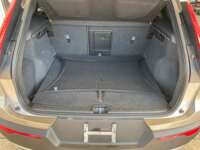 Volvo XC40 2022 5p Momentum T4 L4/2.0/T Aut 2022 Volvo XC40 Venta Cajuela 1