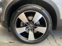 Volvo XC40 2022 5p Momentum T4 L4/2.0/T Aut 2022 Volvo XC40 Venta Llantas 1