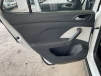 Volkswagen T-Cross 2022 5p Trendline L4/1.6 Tiptronic 2022 Volkswagen T-Cross Venta Interiores 21