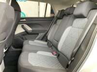 Volkswagen T-Cross 2022 5p Trendline L4/1.6 Tiptronic 2022 Volkswagen T-Cross Venta Interiores 22