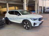 Volvo XC40 2023 5p Recharge Ultimate Dark PHEV T5 L3/1.5/T Aut IMG_3229